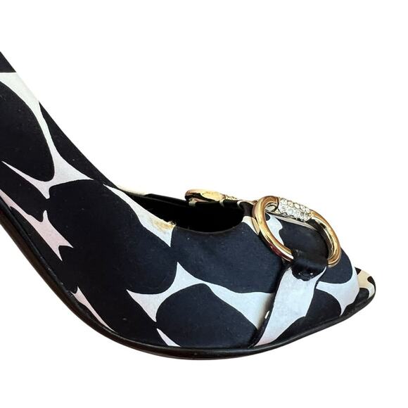 Gucci Women’s Black White Dot Cow Print Silver Bit Open Toe Pump Heels Size 7.5 - Picture 11 of 13